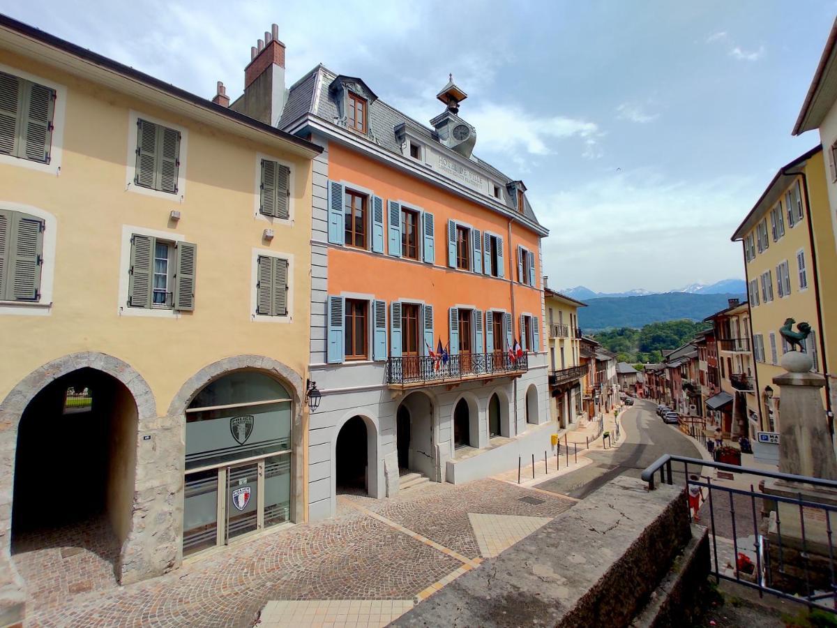 Le Belvédère : chambres et table d'hôtes Montmélian Extérieur photo