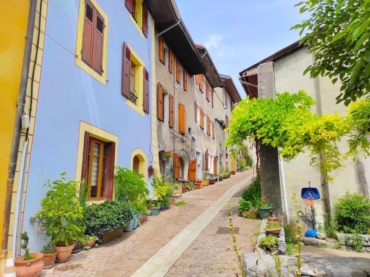 Le Belvédère : chambres et table d'hôtes Montmélian Extérieur photo